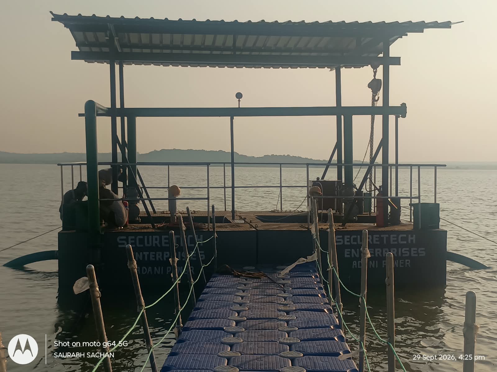 Pontoon